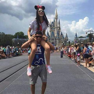 احله لمه تجمعنه شباب وبنات